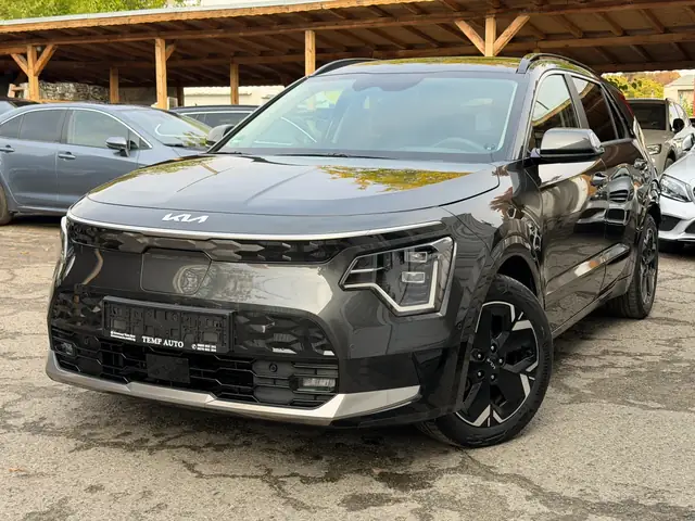 Kia Niro, тъмно сив, 2022 г. – снимка от автокъщата