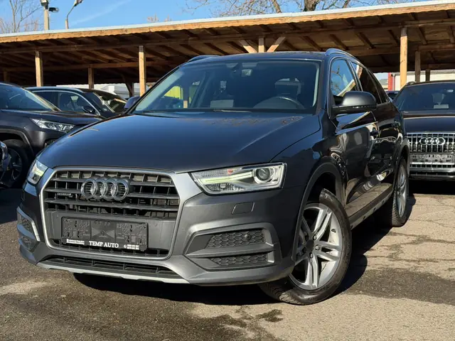 Audi Q3, тъмно сив, 2017 г., снимка от автокъщата