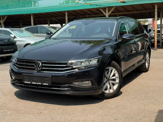 VW Passat, черен, 2022 г., снимка от автокъщата