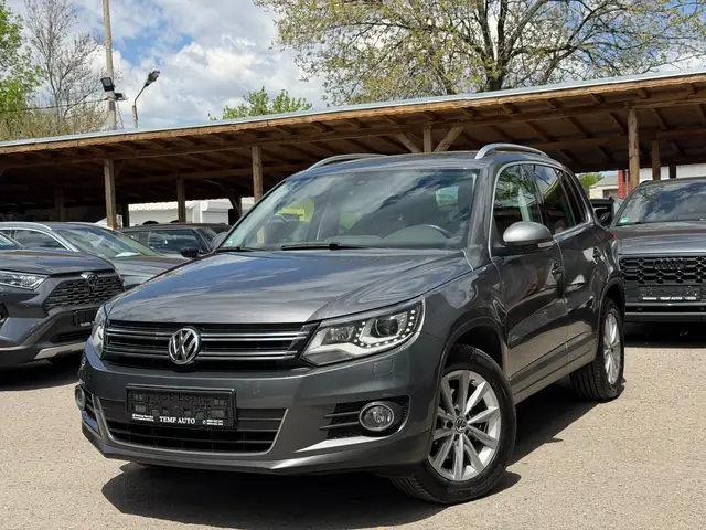 VW Tiguan, тъмно сив, 2013 г., снимка от автокъщата