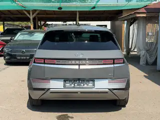 Hyundai Ioniq 5 2023 г., тъмно сив, снимка 5