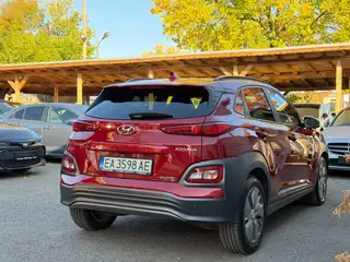 Hyundai Kona 2020 г., бордо, снимка 3