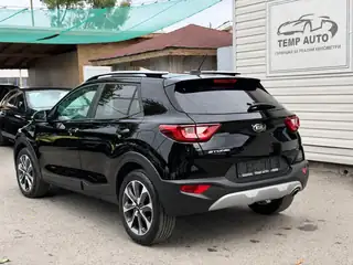 Kia Stonic 2017 г., черен, снимка 5