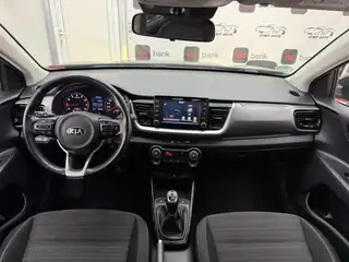 Kia Stonic 2017 г., черен, снимка 8