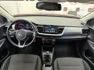 Kia Stonic 2018 г., червен, снимка 8