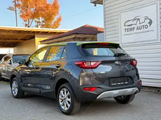 Kia Stonic 2018 г., тъмно сив, снимка 5