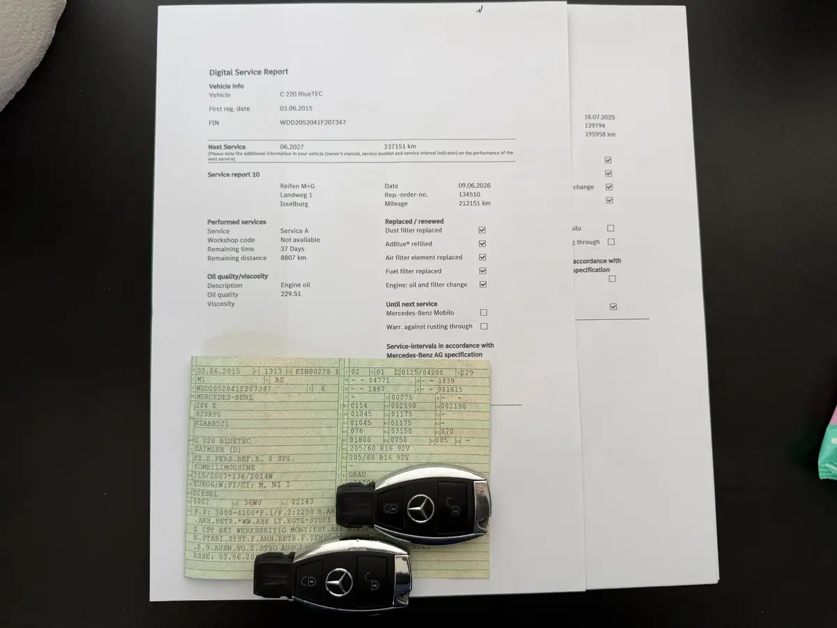Mercedes-Benz C 220 2015 г., тъмно сив, документи, снимка 15 от 17