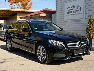 Mercedes-Benz C 220 2017 г., черен, снимка 3