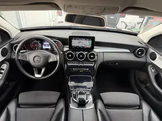 Mercedes-Benz C 220 2017 г., черен, снимка 8