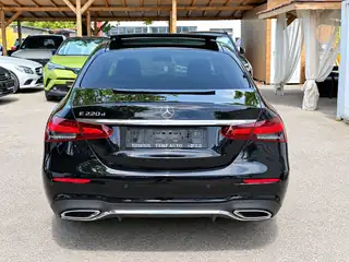 Mercedes-Benz E 220 2022 г., черен, снимка 6