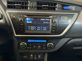 Toyota Auris 2013 г., тъмно сив – снимка 12