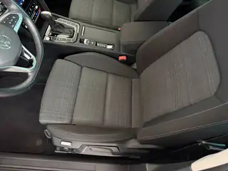 VW Passat 2022 г., черен – снимка 8